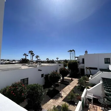 Apartment Casa Breen - Spacious 1 Bedroom In Matagorda With Communal Pool Tias